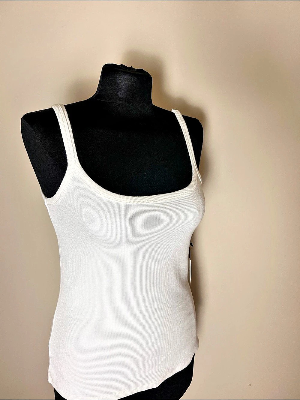 Academy Women Ribbed Tank Top in White Size Large NWT